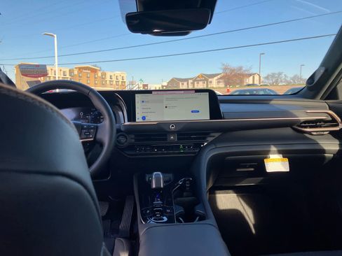 Certified 2026 Toyota Crown Platinum image 37