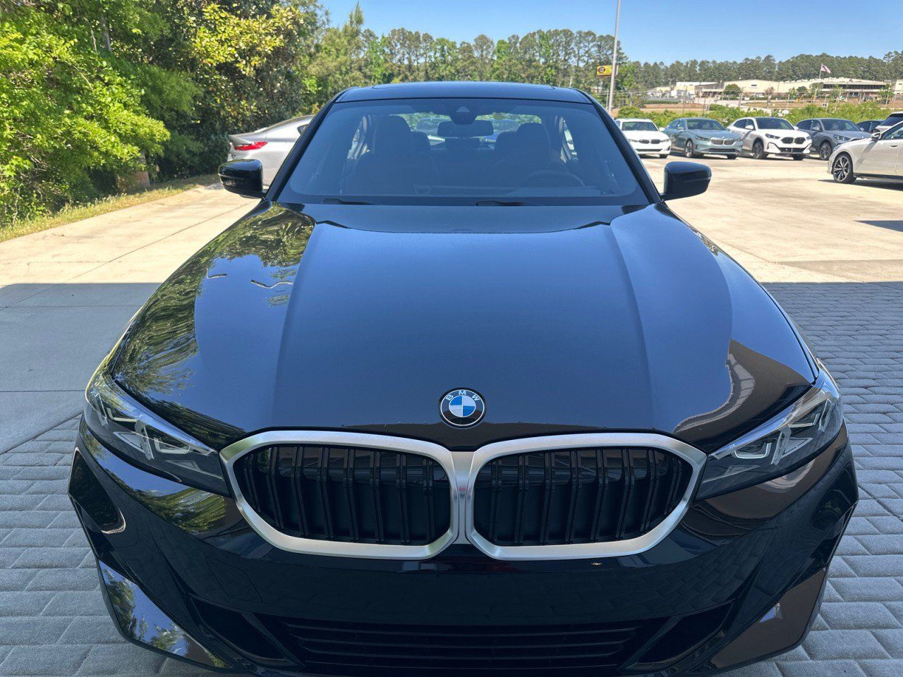 New 2026 BMW 330i Sedan w/ Convenience Package RWD image 2