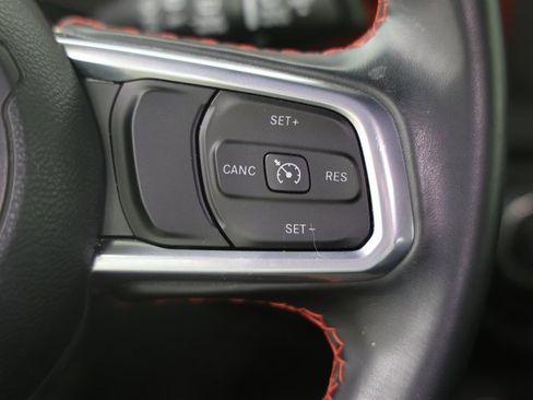 Used 2021 Jeep Wrangler Unlimited Rubicon w/ Xtreme Recon 35" Tire Package image 8