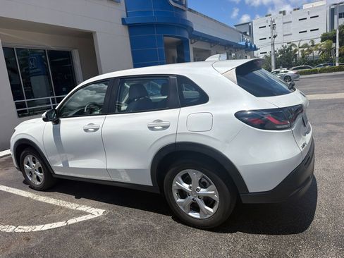Used 2023 Honda HR-V LX image 12