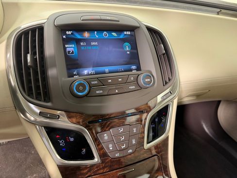 Used 2014 Buick LaCrosse Leather FWD image 16