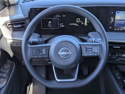 New 2026 Nissan Kicks SV image 23