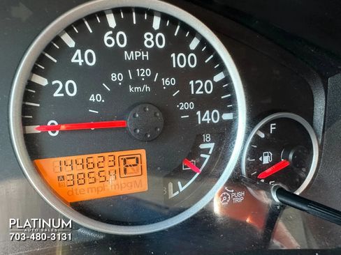 Used 2012 Nissan Pathfinder SV AWD/4WD image 11