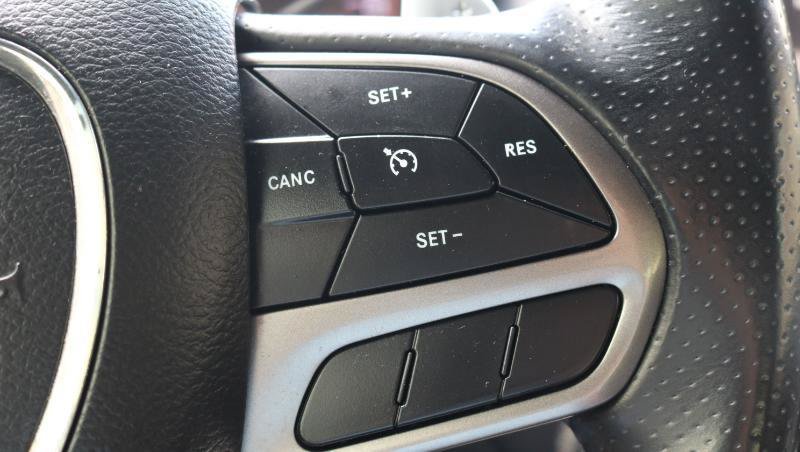 Used 2021 Dodge Challenger R/T w/ Performance Handling Group RWD image 10