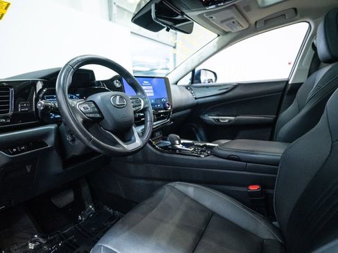 Used 2024 Lexus NX 350 AWD image 4