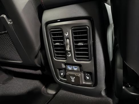 Used 2024 Dodge Durango Citadel AWD/4WD image 10