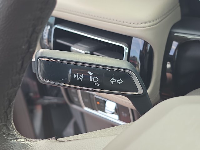 Certified 2023 Lincoln Nautilus AWD w/ Premium Package image 14