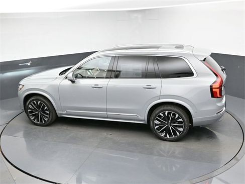 New 2026 Volvo XC90 B6 Plus w/ Protection Package Premier image 53
