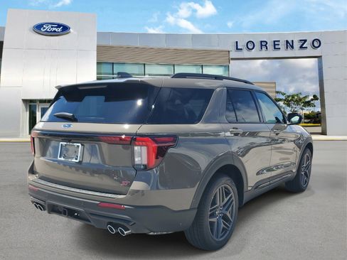 New 2026 Ford Explorer ST AWD/4WD image 4
