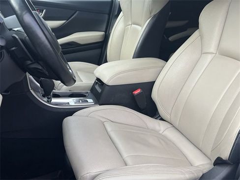 Used 2019 Subaru Ascent Limited image 17