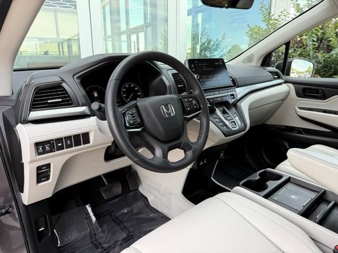 Used 2025 Honda Odyssey EX-L image 15