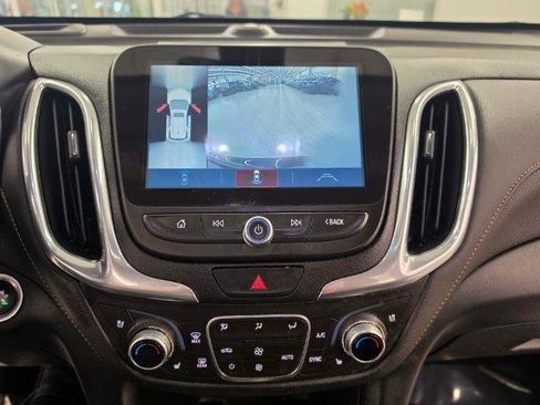 Used 2018 Chevrolet Equinox Premier FWD image 25