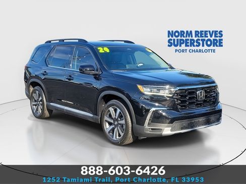Certified 2024 Honda Pilot Touring image 1
