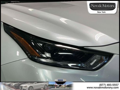 Used 2022 Toyota Highlander XSE image 10