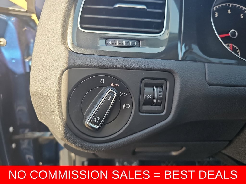 Used 2019 Volkswagen Golf S w/ Driver Assistance Package FWD image 25
