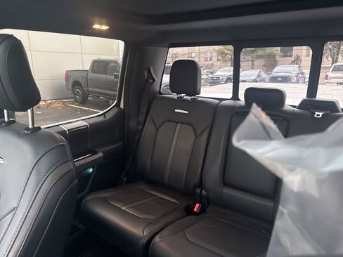 Used 2016 Ford F150 Platinum w/ Equipment Group 701A Luxury image 12