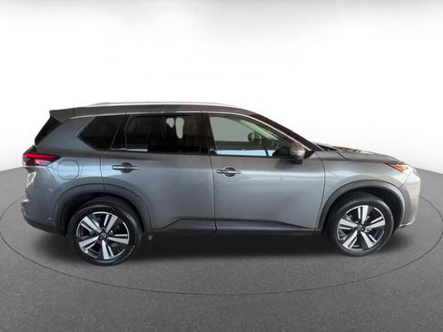 Used 2026 Nissan Rogue SL AWD/4WD image 15