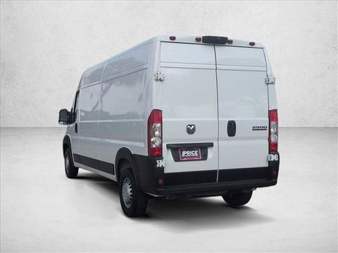 Used 2025 RAM ProMaster 2500 w/ Convenience Group FWD image 7