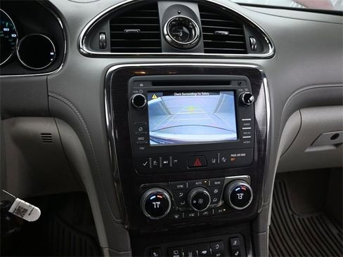 Used 2017 Buick Enclave Leather w/ Trailering Package image 37