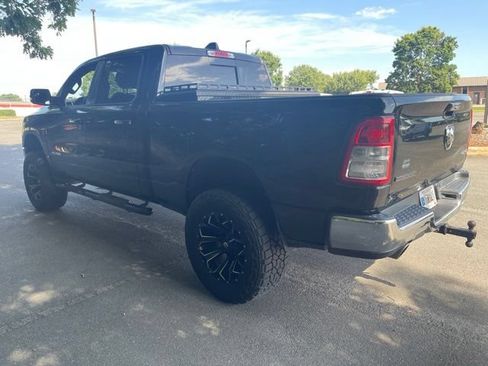 Used 2019 RAM 1500 Big Horn AWD/4WD image 3