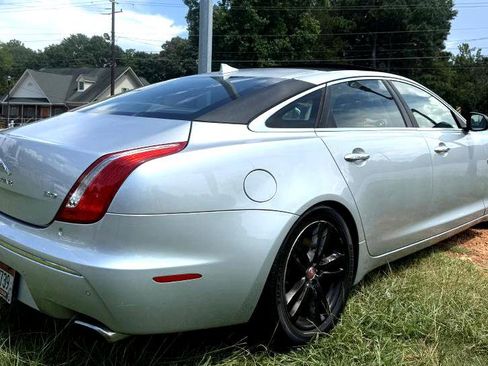 Used 2014 Jaguar XJ L Portfolio image 2
