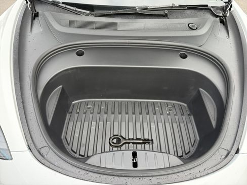 Used 2023 Tesla Model 3 Standard Range image 20