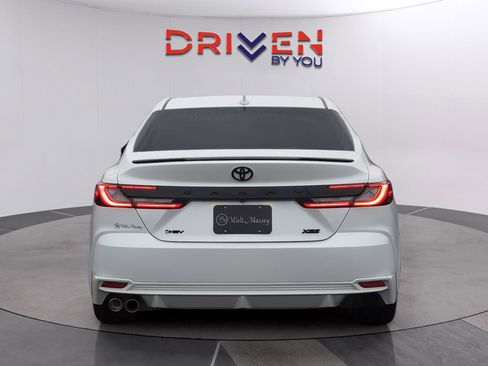 Used 2025 Toyota Camry XSE image 4