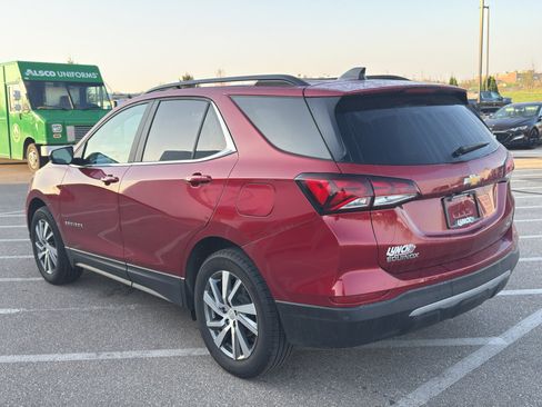 Used 2023 Chevrolet Equinox LT AWD/4WD image 3