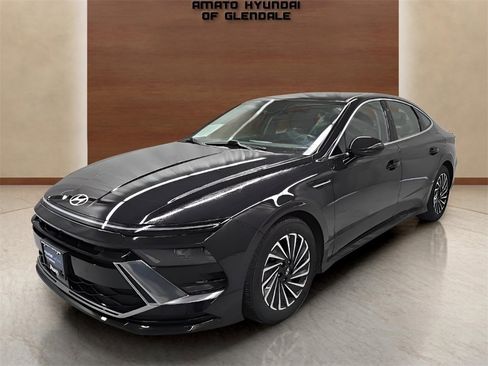 Certified 2025 Hyundai Sonata SEL image 1