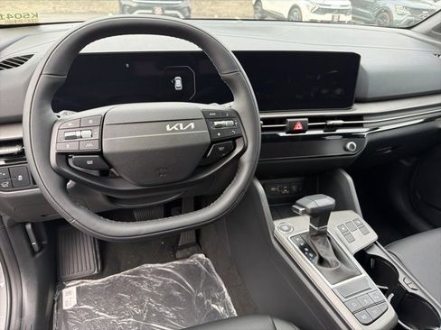 New 2026 Kia Sportage X-Line image 12