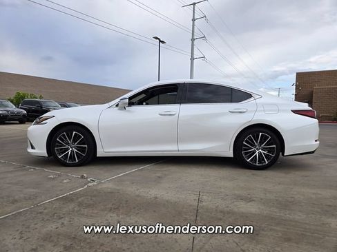 Certified 2024 Lexus ES 350 w/ Premium Package FWD image 3