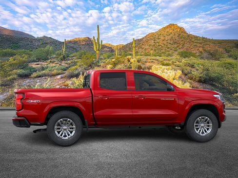 New 2025 Chevrolet Colorado LT image 5