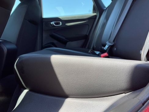 Used 2025 Honda Civic Sport image 38