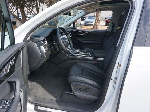 Used 2024 Audi Q7 3.0T Premium Plus AWD/4WD image 2