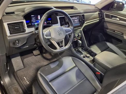 Used 2022 Volkswagen Atlas SE AWD/4WD image 4