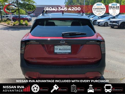 New 2025 Nissan Kicks SR image 6