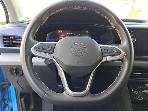 Used 2023 Volkswagen Taos SE image 17