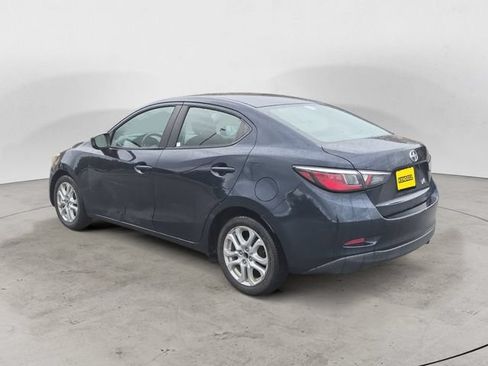 Used 2016 Scion iA FWD image 7