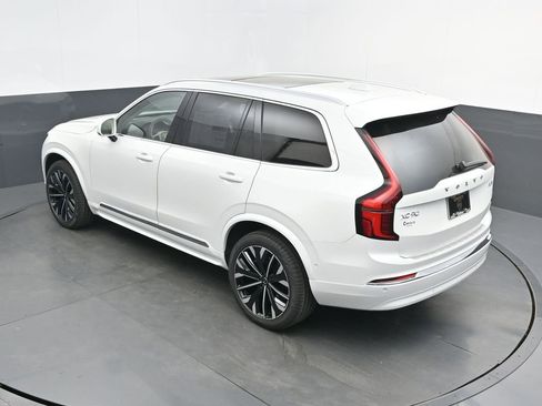 New 2026 Volvo XC90 B6 Ultra w/ Lounge Package AWD/4WD image 25