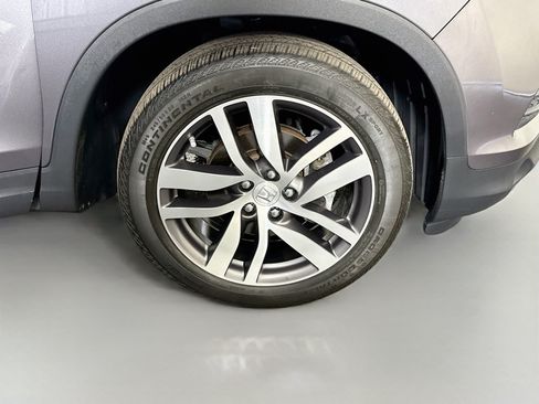 Used 2018 Honda Pilot Elite image 32