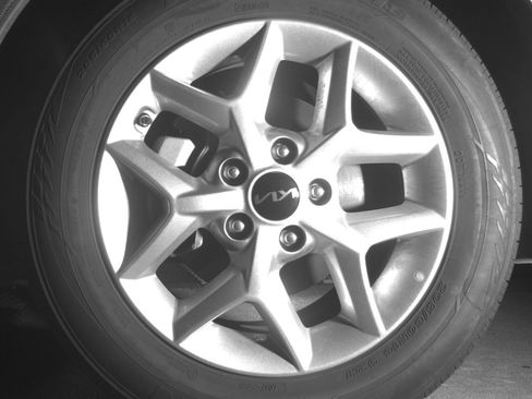 Used 2025 Kia Soul LX w/ LX Technology Package FWD image 12