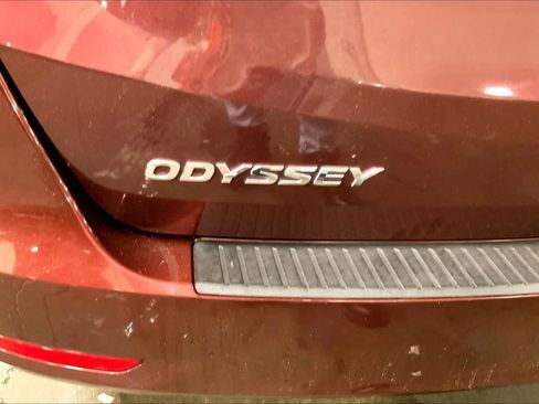 Used 2018 Honda Odyssey EX image 10