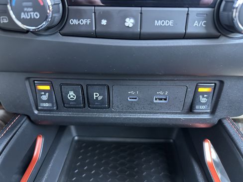Used 2026 Nissan Frontier PRO-4X w/ Pro-4x Convenience Package AWD/4WD image 10