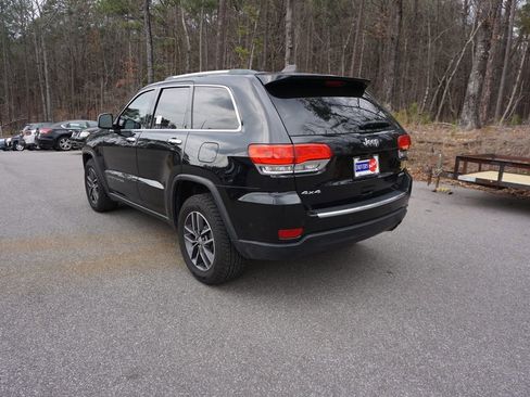 Used 2018 Jeep Grand Cherokee Limited image 21