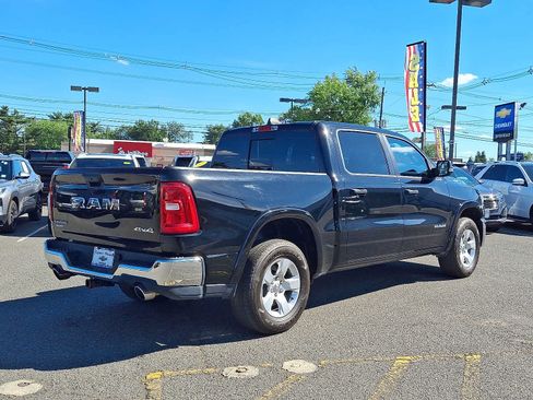 Used 2025 RAM 1500 Big Horn AWD/4WD image 7