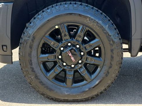 New 2026 GMC Sierra 3500 AT4 w/ AT4 Premium Plus Package AWD/4WD image 21