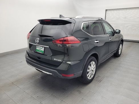 Used 2018 Nissan Rogue SV AWD/4WD image 9