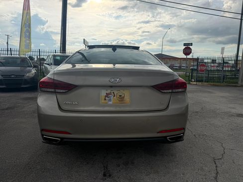 Used 2015 Hyundai Genesis 3.8 w/ Option Group 03 RWD image 5