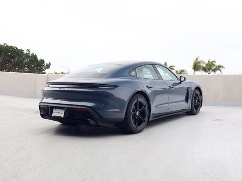 New 2026 Porsche Taycan image 9