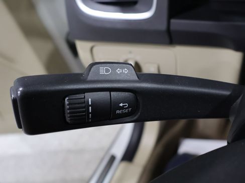 Used 2013 Volvo S60 T5 AWD/4WD image 33